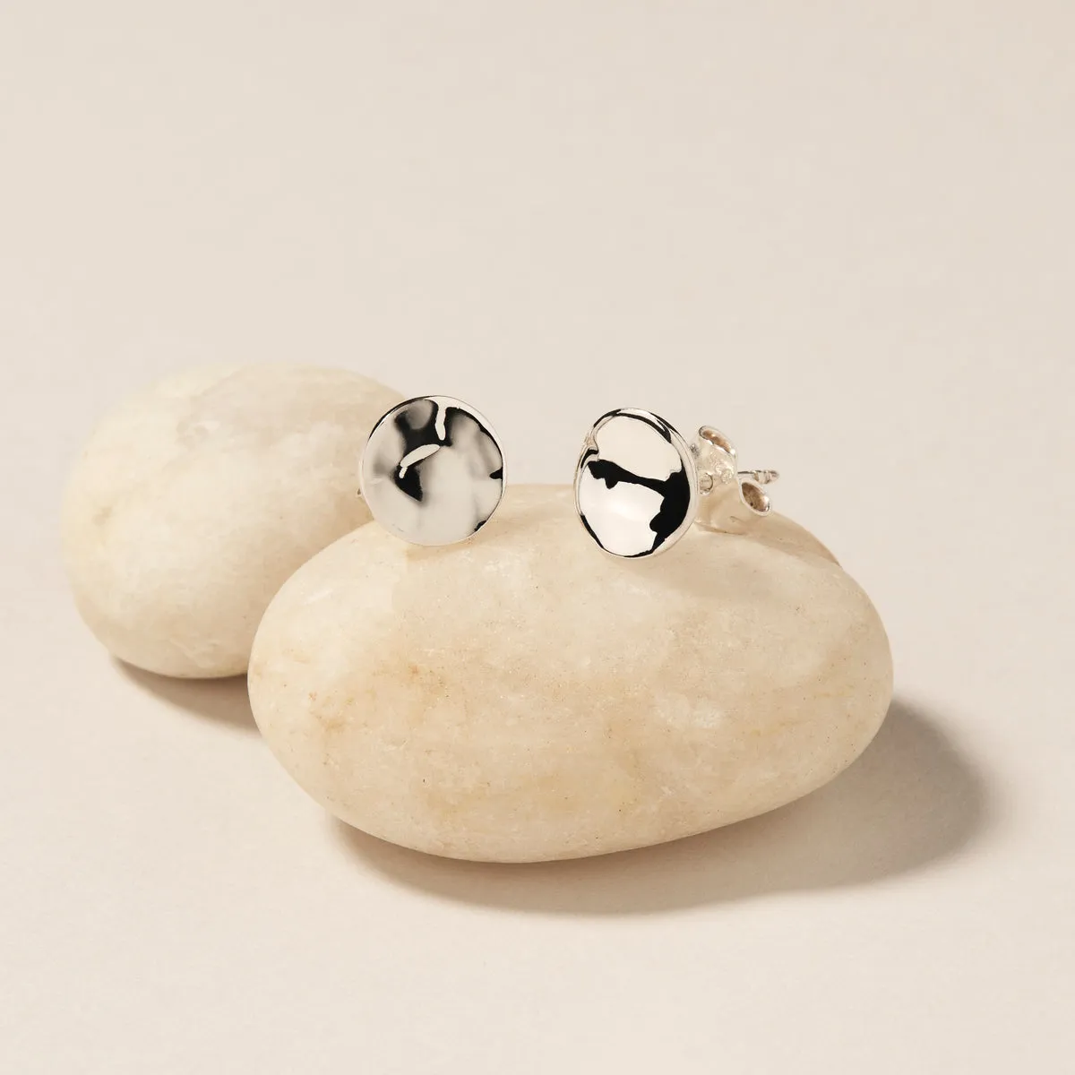 Double Beat Stud Earring