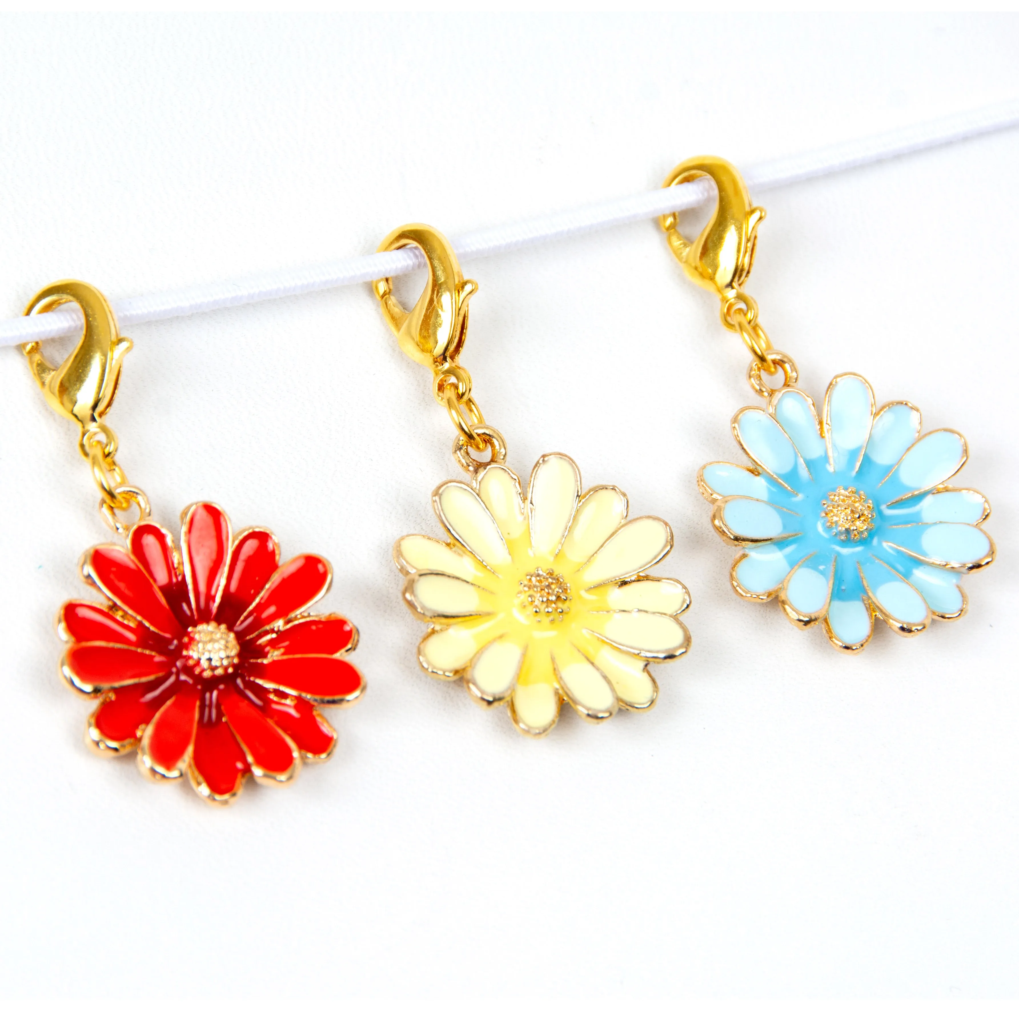 Enamel Daisy Charm - 4 Colors Available