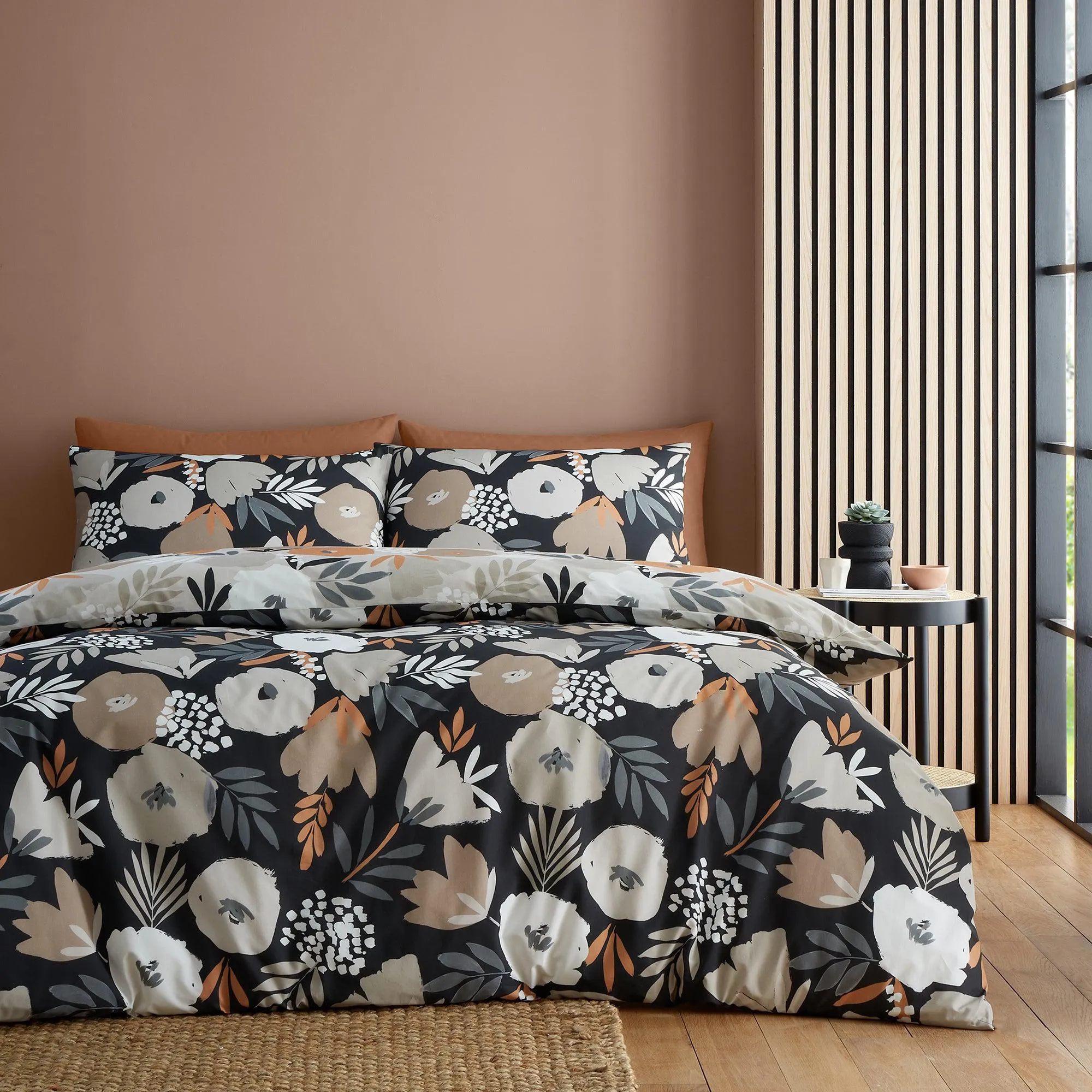 Fusion Yasmin Duvet Cover Set - Black